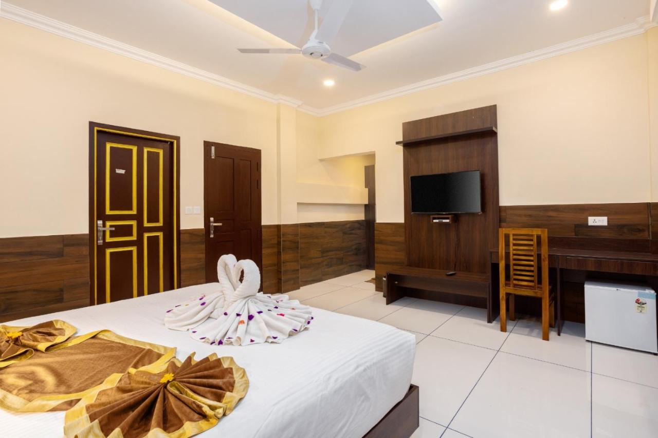 Star Emirates Luxury Resort And Spa, Munnar Anachal Экстерьер фото