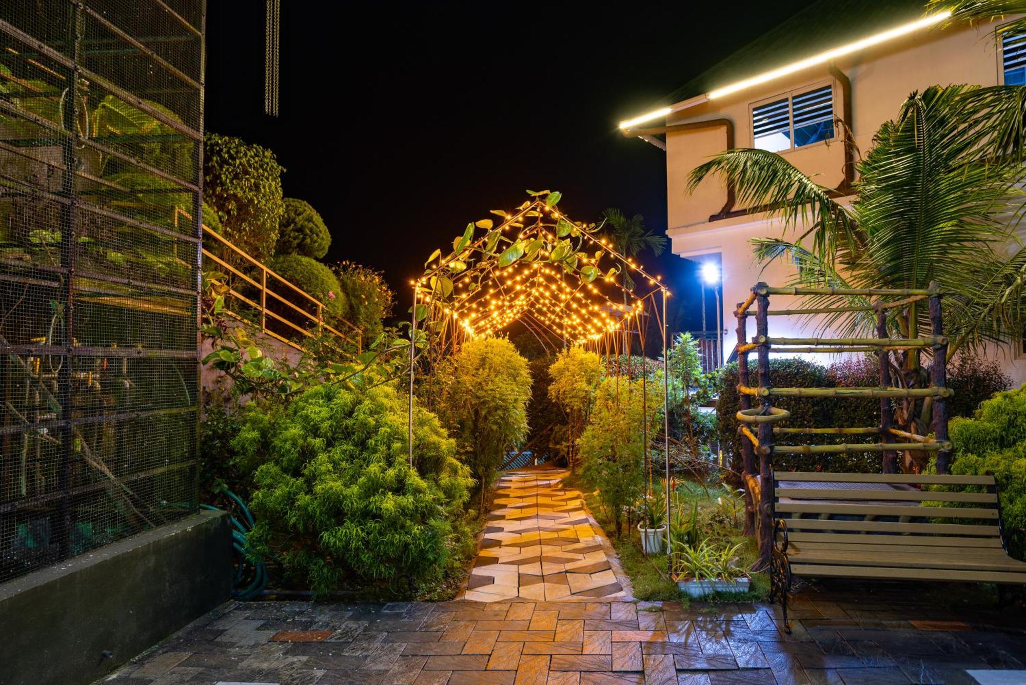 Star Emirates Luxury Resort And Spa, Munnar Anachal Экстерьер фото