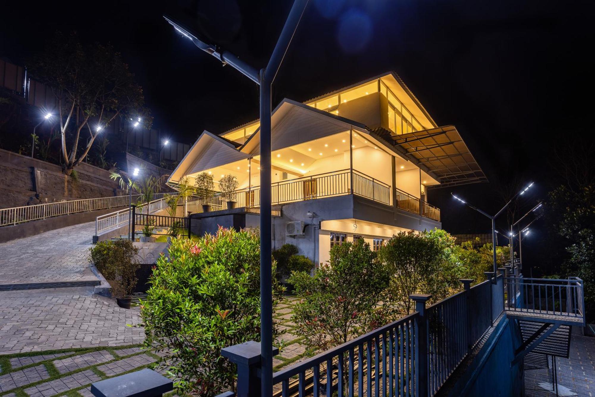 Star Emirates Luxury Resort And Spa, Munnar Anachal Экстерьер фото
