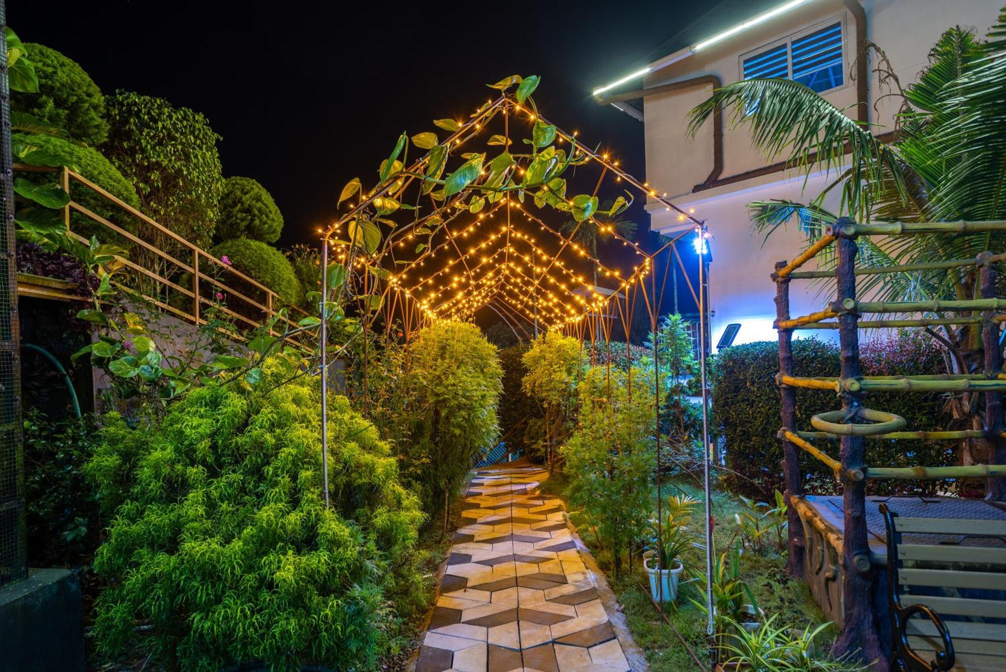 Star Emirates Luxury Resort And Spa, Munnar Anachal Экстерьер фото
